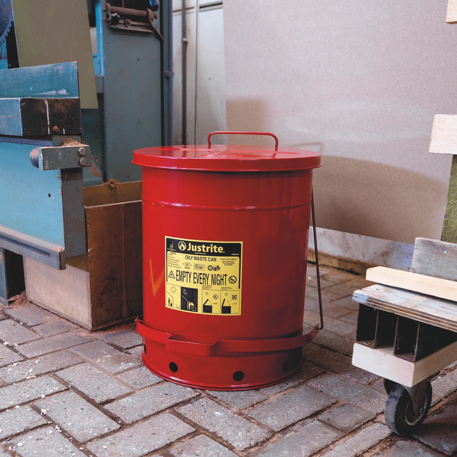 Pojemniki na odpady zaolejone