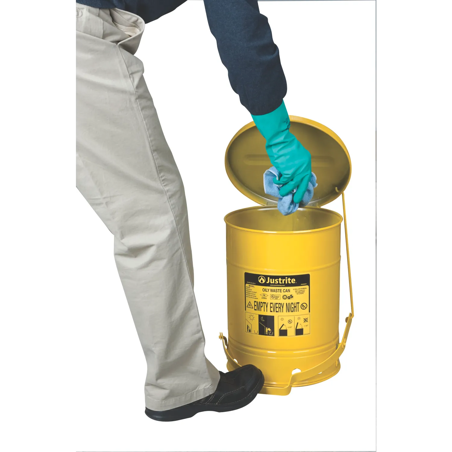 Pojemniki na czyściwo odpady zaolejone